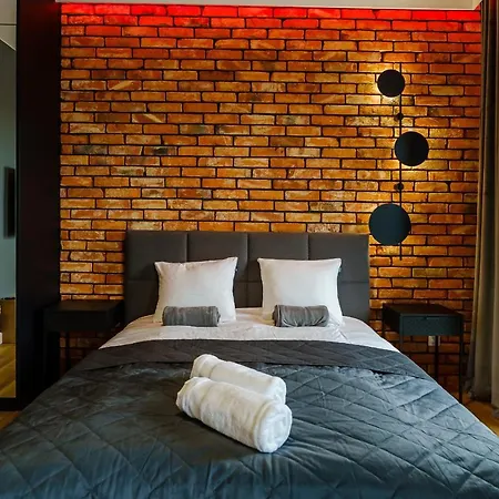 Lighthouse - Sauna & Fitness & Jacuzzi - Baltic Marina דירה קולובז'ג