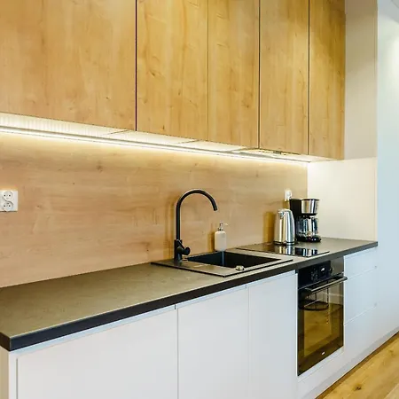 Lighthouse - Sauna & Fitness & Jacuzzi - Baltic Marina * קולובז'ג